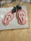 Scream earrings